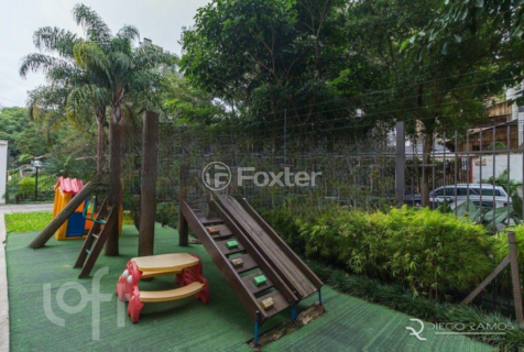 Image 26 - 301505