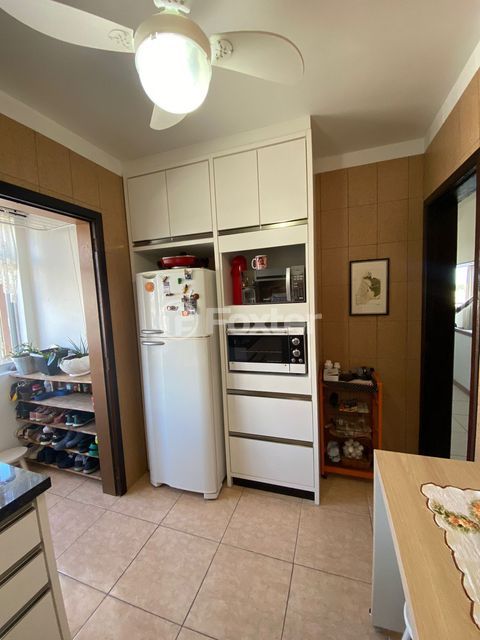 Image 20 - 302223