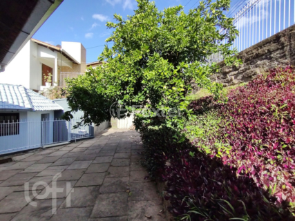 Image 31 - 302585