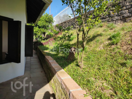 Image 30 - 302585