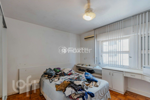 Image 33 - 302916
