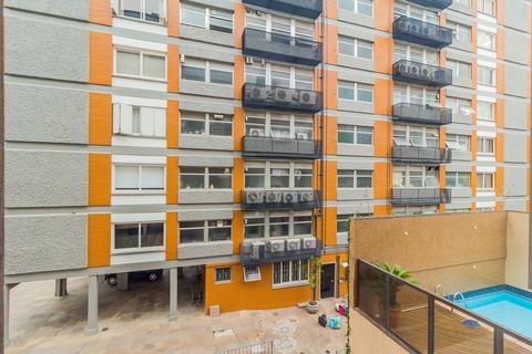 Image 31 - 303317