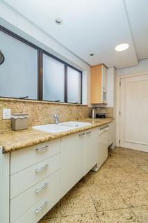 Image 39 - 303317
