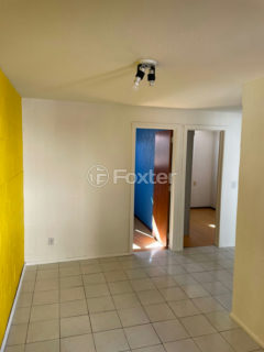 Image 23 - 303340