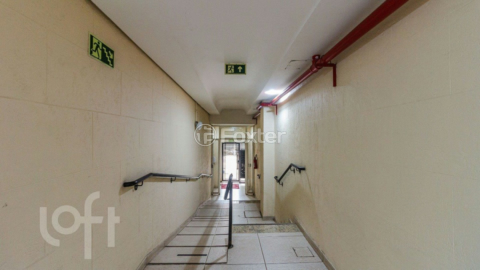 Image 20 - 303430