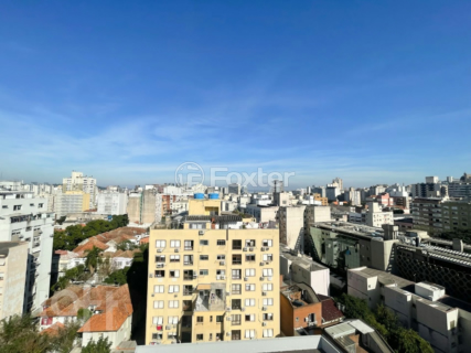 Image 28 - 303551
