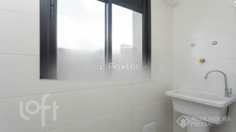 Image 22 - 304035