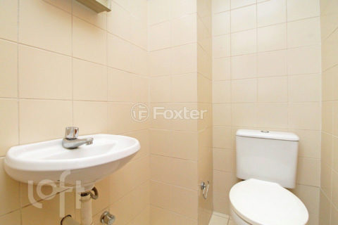 Image 25 - 304141
