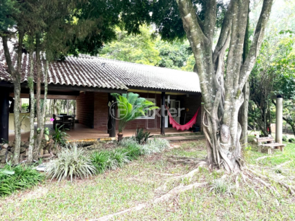Image 25 - 304285