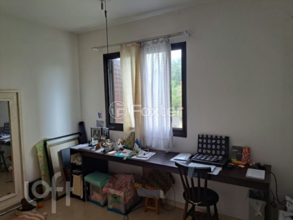Image 4 - 304355