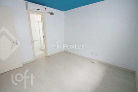 Image 21 - 304601