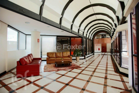 Image 30 - 304631