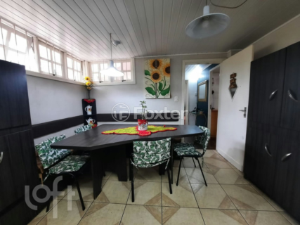Image 27 - 304714