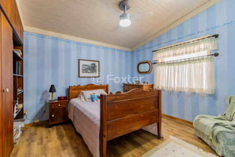 Image 38 - 304721