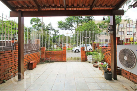 Image 26 - 305198