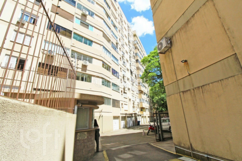 Image 27 - 305265