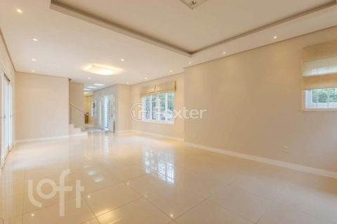 Image 7 - 305359