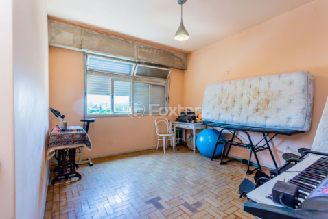 Image 31 - 305516