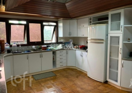 Image 37 - 305525