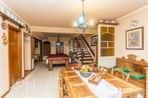Image 30 - 305716
