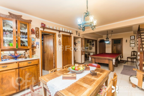 Image 31 - 305716