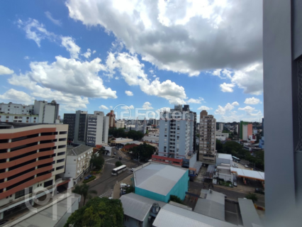 Image 19 - 305833