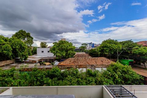 Image 10 - 306022