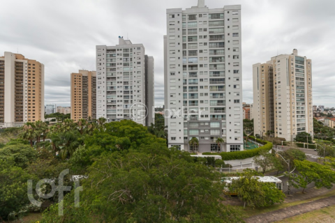 Image 24 - 306039