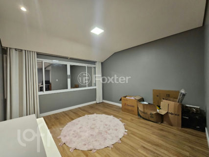 Image 21 - 306425
