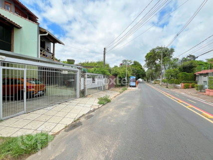 Image 40 - 306622