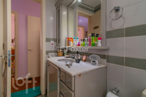 Image 30 - 306658