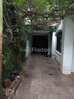 Image 24 - 308431