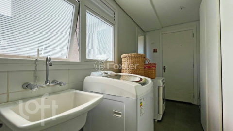 Image 25 - 309146