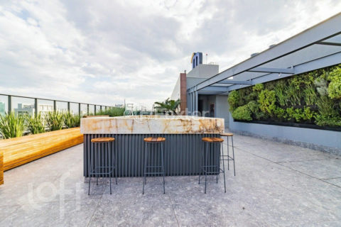 Image 19 - 310345