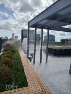 Image 21 - 310345