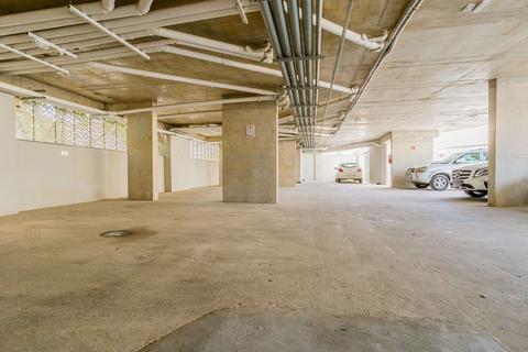 Image 40 - 310742