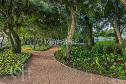 Image 62 - 311832