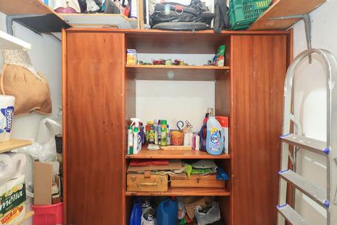 Image 23 - 315875