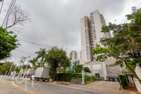Image 71 - 317699