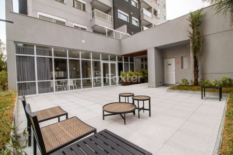 Image 25 - 318213
