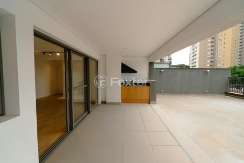 Image 9 - 318594