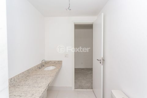 Image 31 - 318925