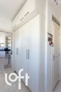 Image 24 - 319754