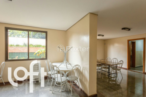 Image 44 - 319754