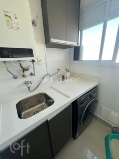 Image 21 - 320366