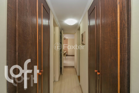 Image 30 - 320400