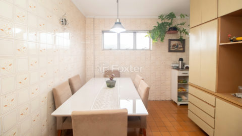 Image 31 - 320400