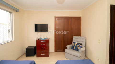 Image 21 - 320400