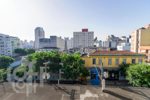Image 25 - 323210