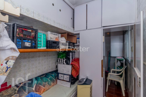 Image 37 - 323297
